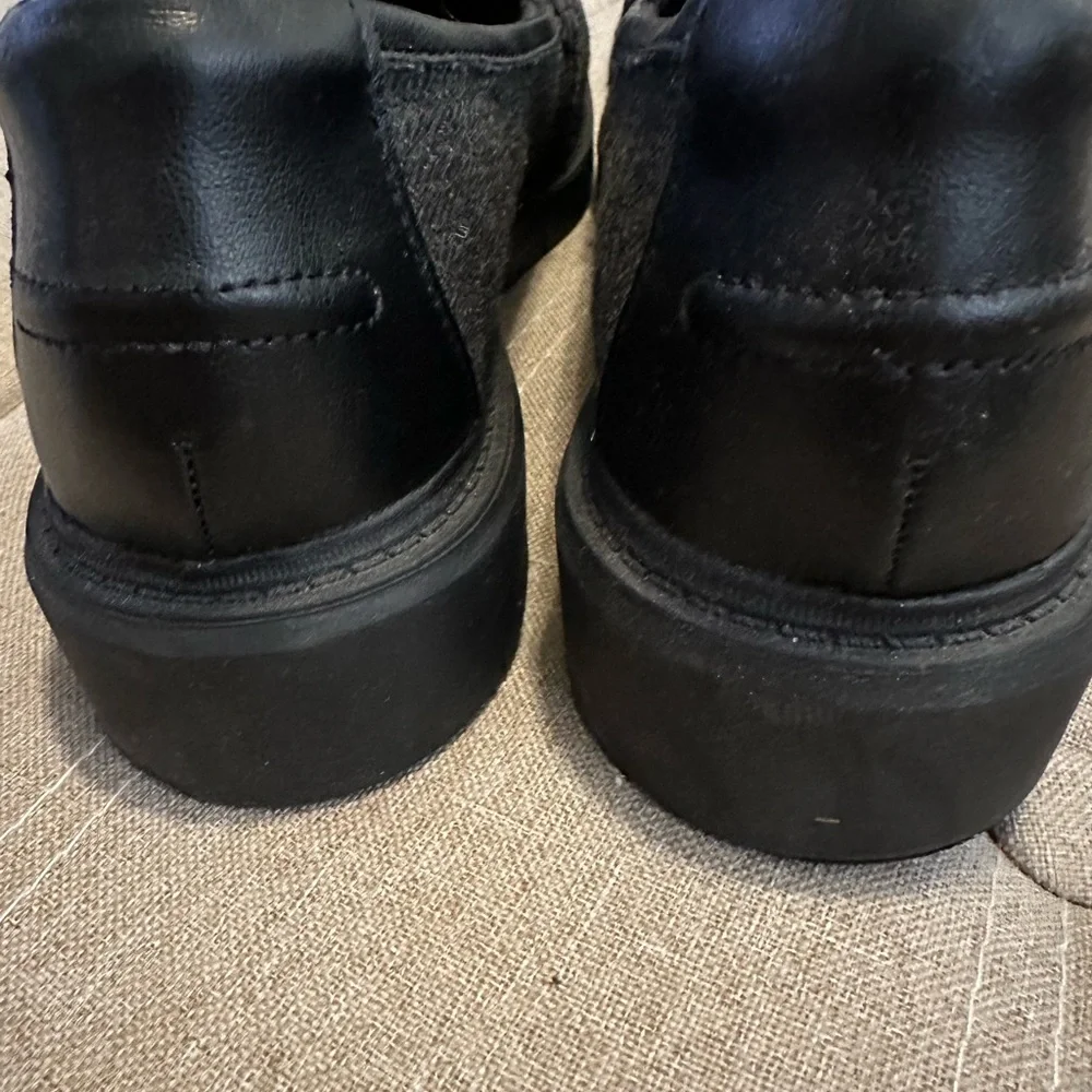 Clarks Tweed and Leather Loafers Size 10M - Picture 2 of 6